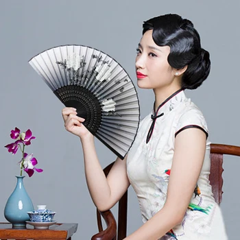 

Free Shipping 1pcs Vintage Chinese Spun Silk Flower Printing Hand Fan Folding Hollow Carved Hand Fan Event & Party Supplies
