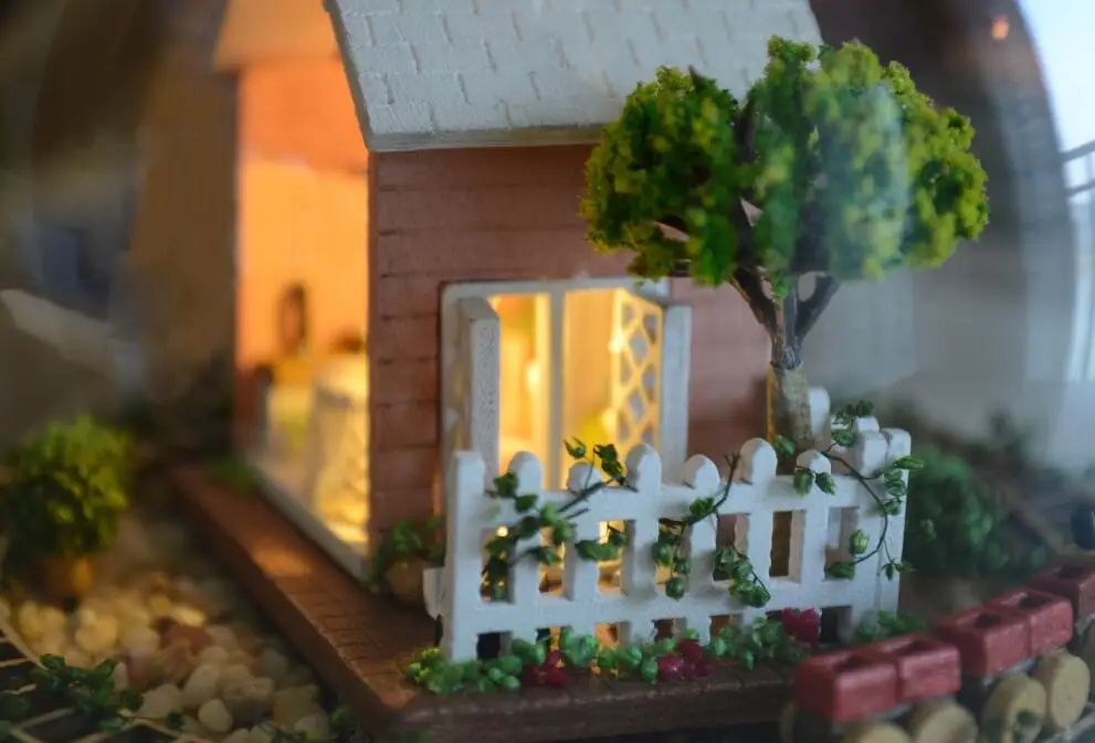 DIY Dollhouse with Handmade Wooden Furniture Decoration Toys Glass Miniature Doll House Wooden Toy for Children Pandora Garden