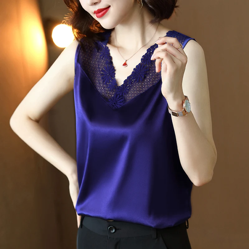

Korean Silk Women Tops Woman Satin Tank Top Women Lace Embroidery Elastic Tops Camis Woman Sleeveless Silk Halter Top Plus Size
