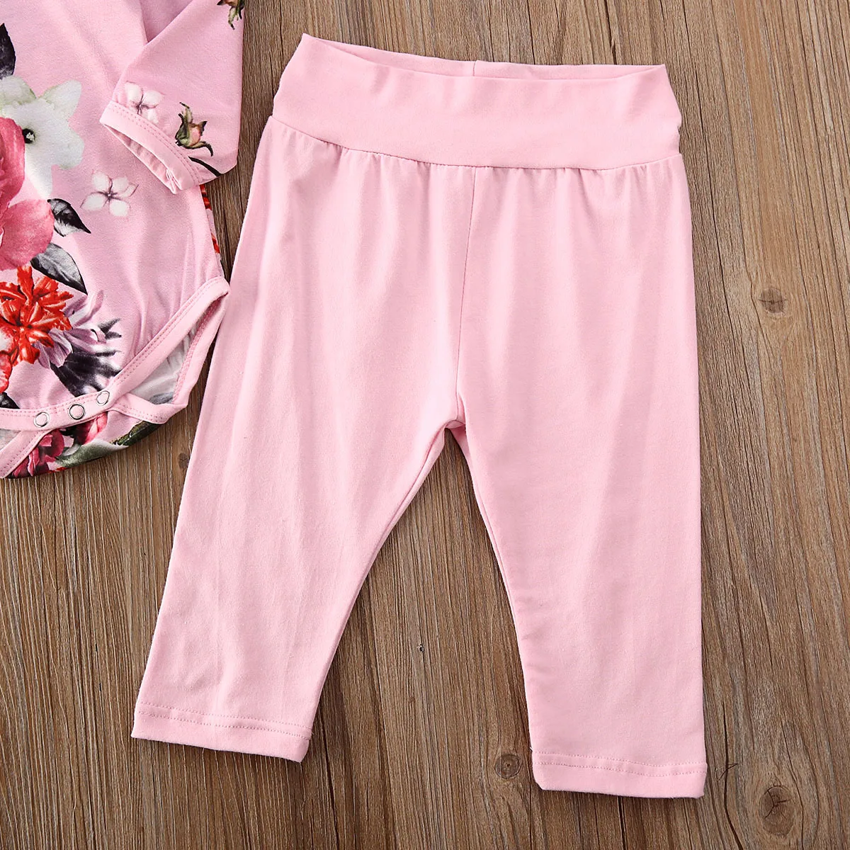 Милая одежда для малышей хлопковый комбинезон с длинными рукавами и цветочным рисунком для маленьких девочек, боди, топы, брюки, одежда для детей 0-24 месяцев