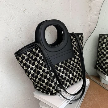 

French Niche Sense of Quality Large Capacity Bag Women's Bag 2020 Autumn and Winter New Trend Row Fashion Shoulder Tote Bag