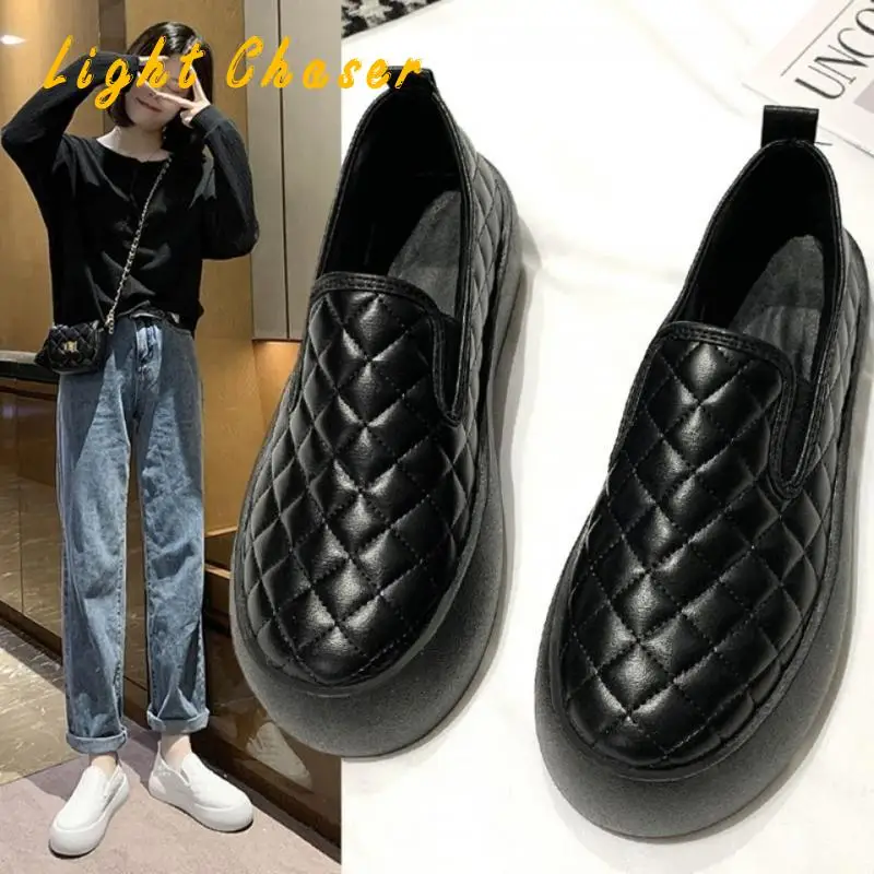 Women Boots Ultralight Winter Shoes Women Ankle Botas Mujer Waterpoor Snow Boots Female Slip On Flat Casual Shoes Plush Footwear