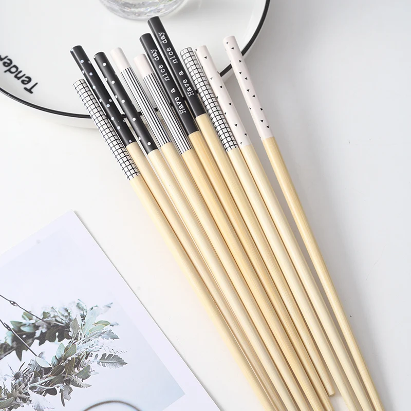 

5 pairs/Set Nordic Bamboo Ecological Chopsticks Handmade Wood Wooden Chopstick Set A Gift For Friends sushi chop sticks