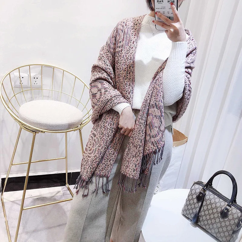 

2019 Hijab Winter Aristocratic Temperament Type Of Camellia Knitting Spot Wholesale High-grade Embroidery Tassel Manufacturer