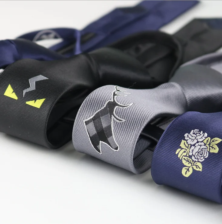 

Lazy people are easy to get Chinese tie men