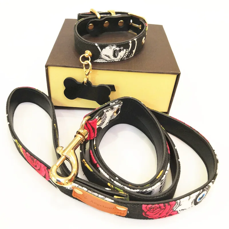 

Dog Collars Accessories Hot Sells Halloween Skull Pet Collar Leather Stitch Neck Ring Traction Rope Set Pet Supplies Christmas