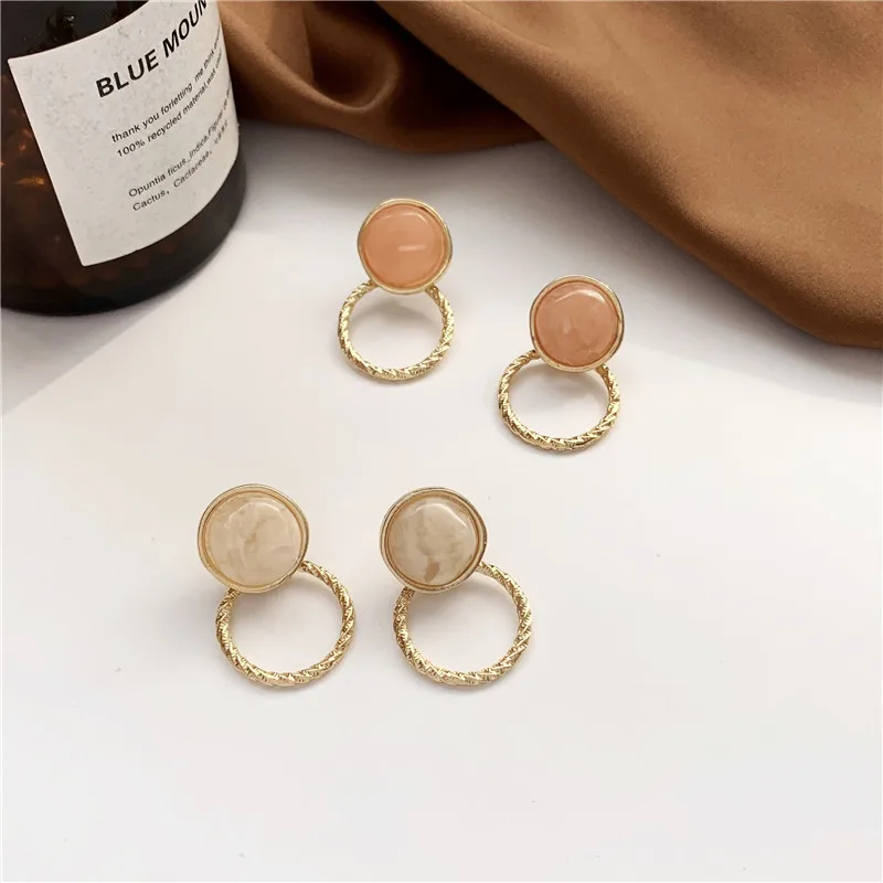 Минималистичные модные темпераментные восстанавливающие старинные круглые