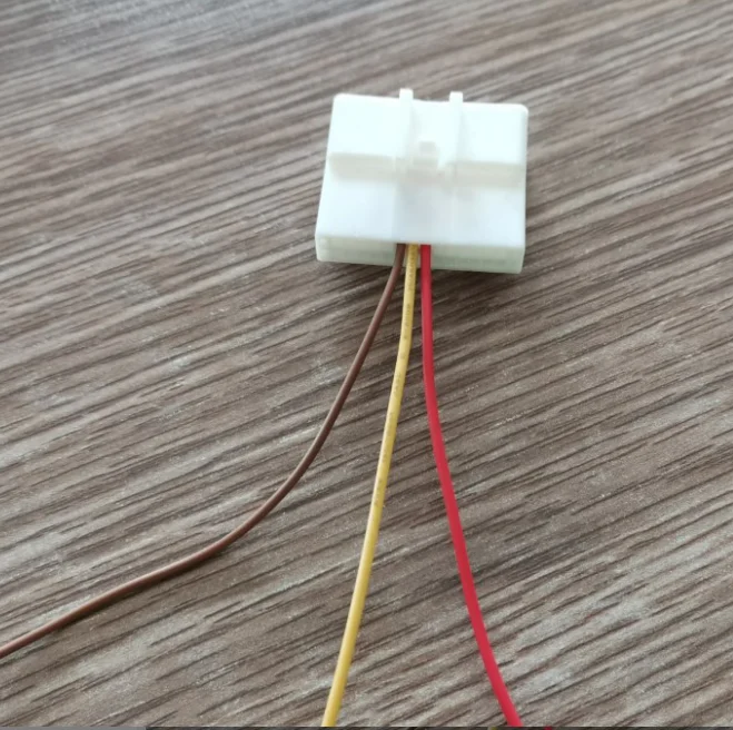 

Бесплатная доставка, 28 контактов, 3 кабеля, управление рулевым колесом, проводной адаптер для Toyota-car