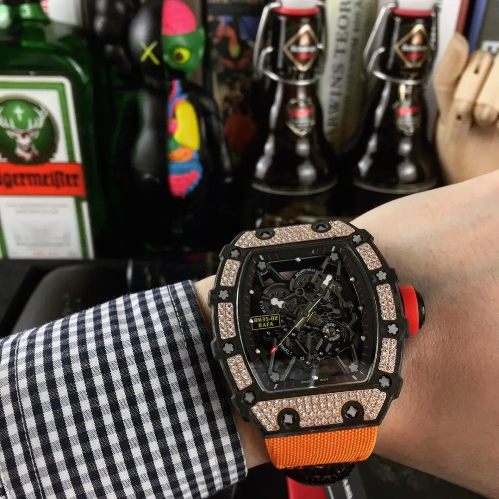 

WG10326 Mens Watches Top Brand Runway Luxury European Design Automatic Mechanical Watch