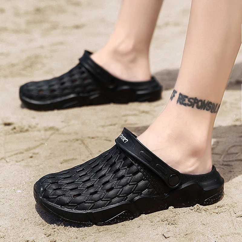 

2020 Beach Sandals Men Non-slip Summer shoes for man Unisex Garden Shoes Big size 45-47 Black White Male Sandal
