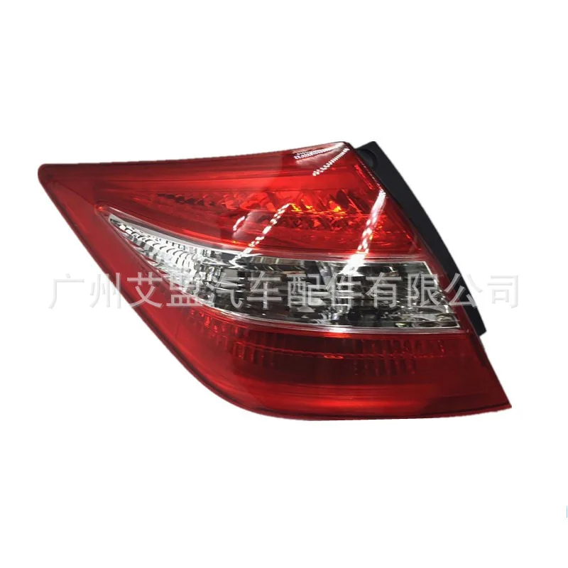 

Made for HONDA 11-13 crosstour rear-end lamp left and right rear brake anti-rear-end lamp semi-assembly turning lamp