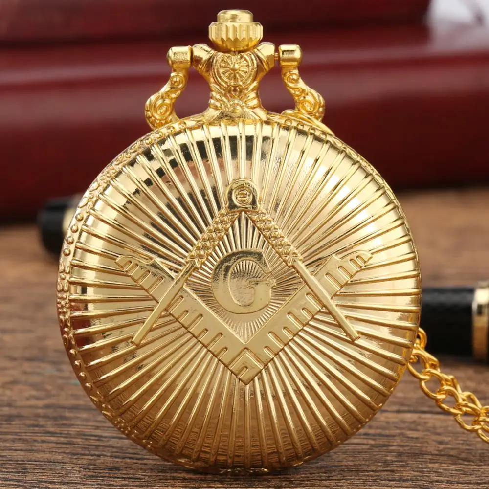 Venta De Oro de lujo de Masonería masónica G Logo Tema de cuarzo reloj de bolsillo estándar esfera redonda collar bolsillo recuerdo joyería reloj regalo wxQKM5X6qEl