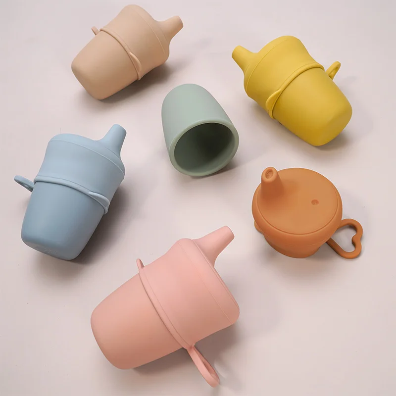 휴대용 Drinkware 베이비 푸드 스토리지 스낵 컵 유아 BPA 무료 Sippy 컵 실리콘 먹이 Accession For Kids 크리스마스 선물