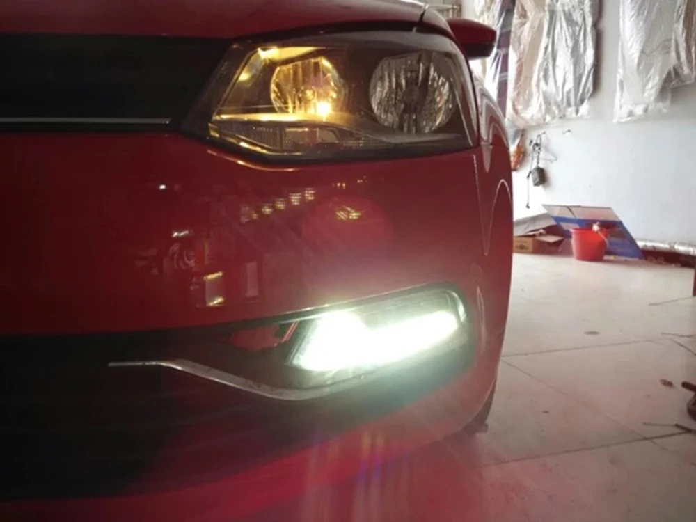 15年Polo日行灯01