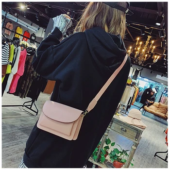 

New Female Bag 2019 New Simple Korean Fashion Wild Round Cover Shoulder Messenger Bag Women's Crossbody Women's Bag