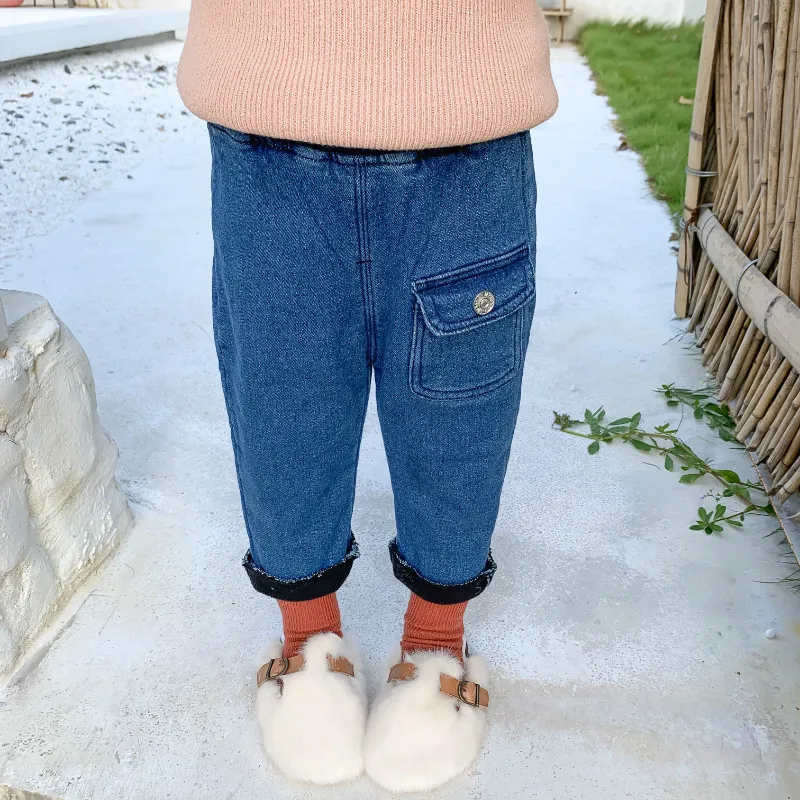 Зимние простые джинсовые штаны для детей, вельветовые штаны для маленьких девочек, теплые джинсовые брюки Модные свободные красивые