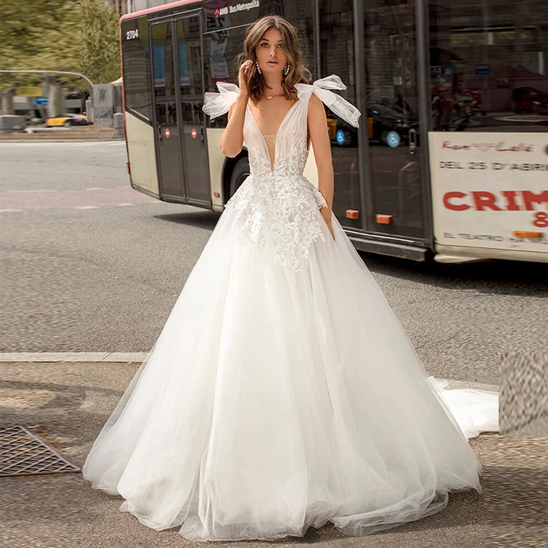 

Thinyfull 2021 Ball Gown Princess Wedding Dresses Illusion Lace Appliques Backless Country Bridal Gowns Plus Size Robe Mariee