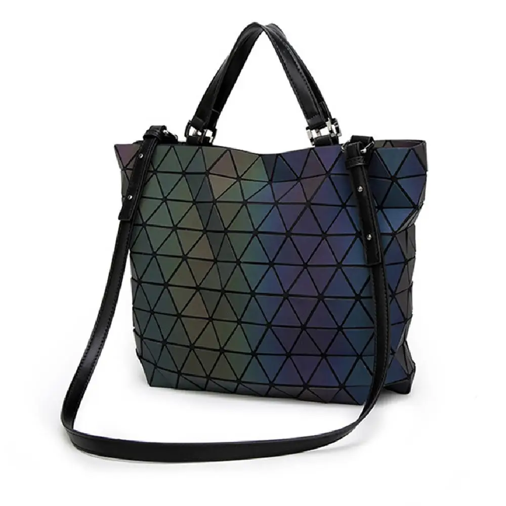 

2020 HOT Luminous bag Women Geometry Tote Quilted Shoulder Bags Hologram Laser Plain Folding Handbags geometric Large capacity