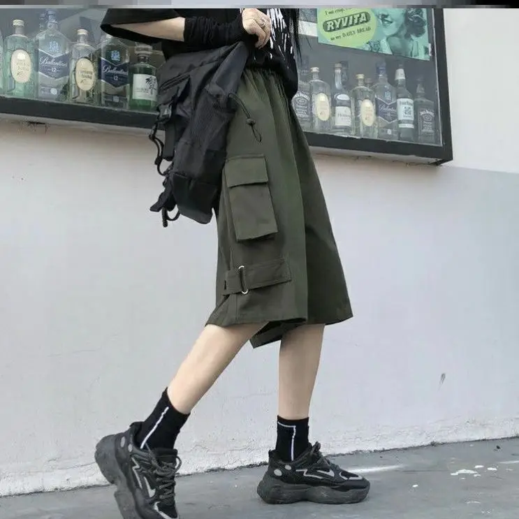 New Streetwear Men's Punk Shorts Casual Punk Hip Hop Cargo Shorts Men Pockets Bermuda Knee Length Harajuku Male Shorts