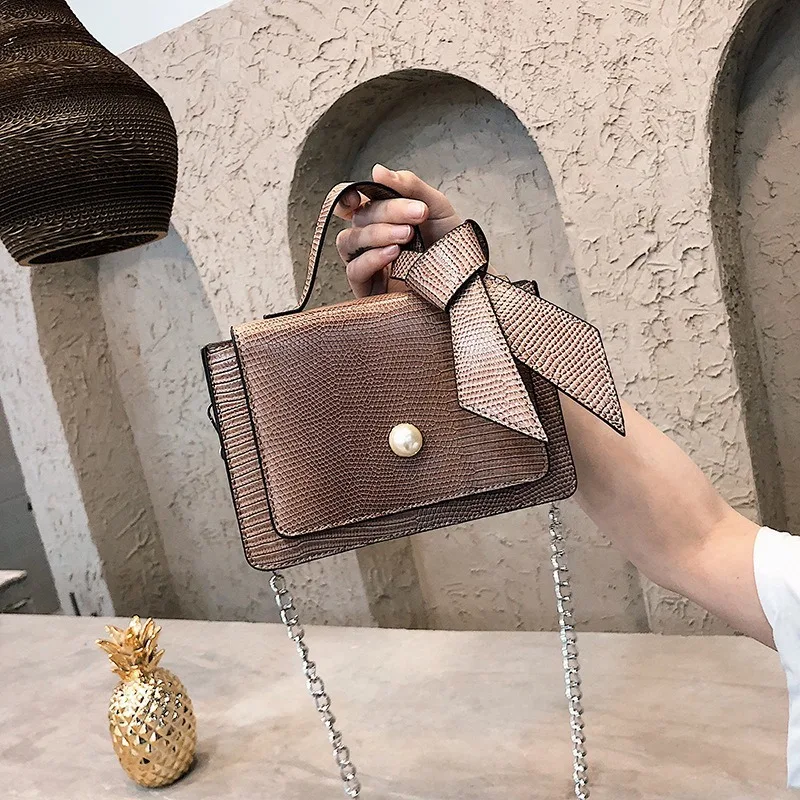 

Women Small Handbag Fashion 2019 Autumn Bow Lizard Pattern Designer Lady Cross Body Bag Pearl Flap Female Shoulder Messenger Bag