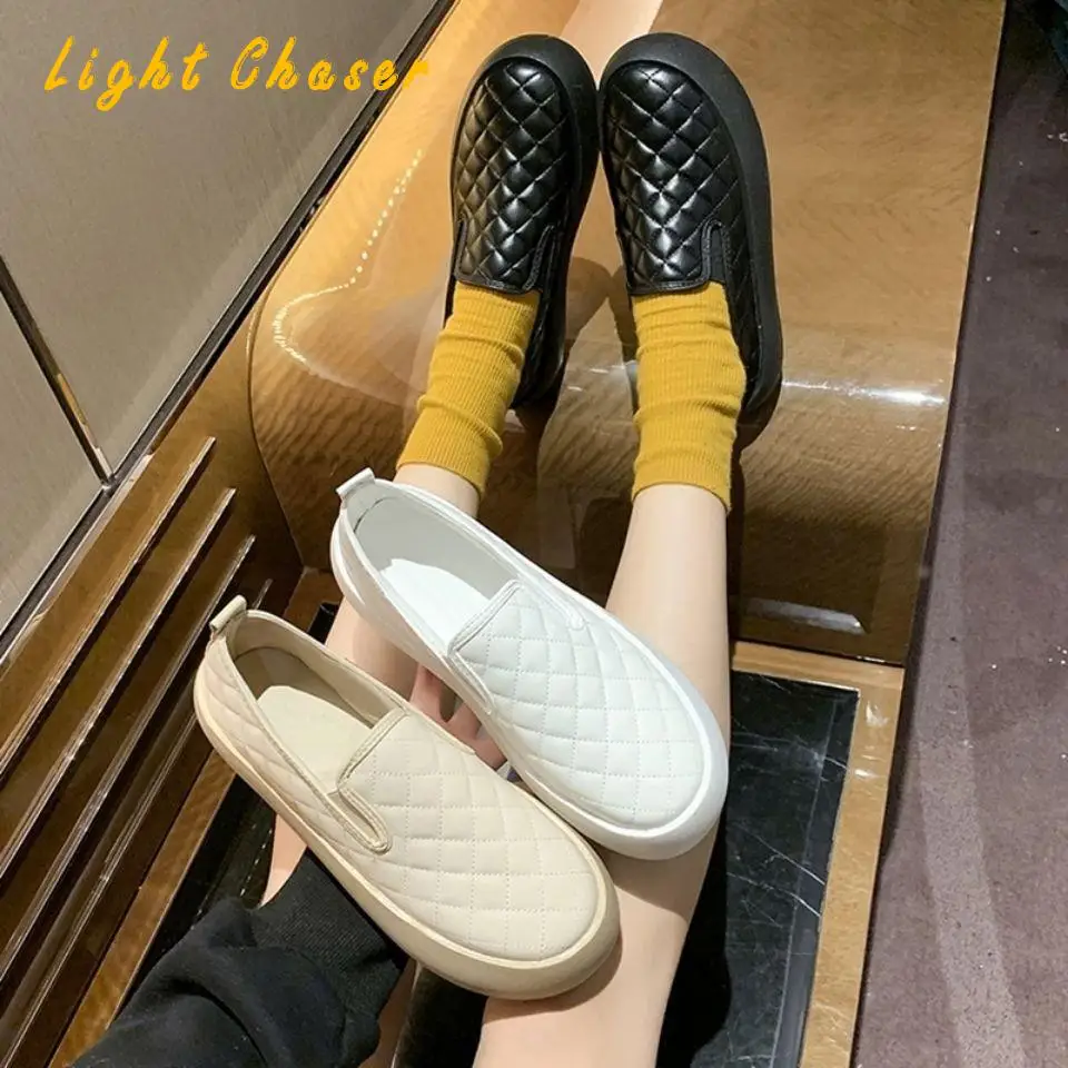 Women Boots Ultralight Winter Shoes Women Ankle Botas Mujer Waterpoor Snow Boots Female Slip On Flat Casual Shoes Plush Footwear