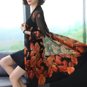 

New Design Female See Through Cardigan Summer Hollow Out Sun Protection Coat Lady Floral Printed Outwear