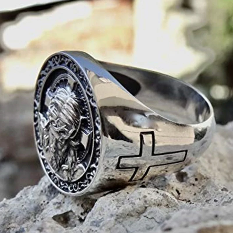 New Fashion Men Rings Punk Retro Avatar Stainless Steel Ring Anniversary Cross Classic Rings Jewelry Accessories