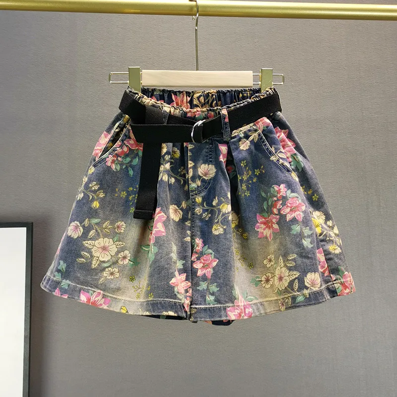 

2020 Summer New Ethnic Loose Elastic Printed A- Line Wide Leg Jeans Shorts Female Tide Flower Denim Shorts Womens Hot Pants
