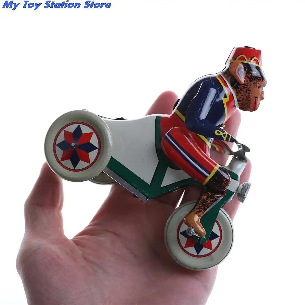 Vintage Wind Up Circus Monkey Ride a Car Clockwork w/ Key Tin Toy Xmas Gift 