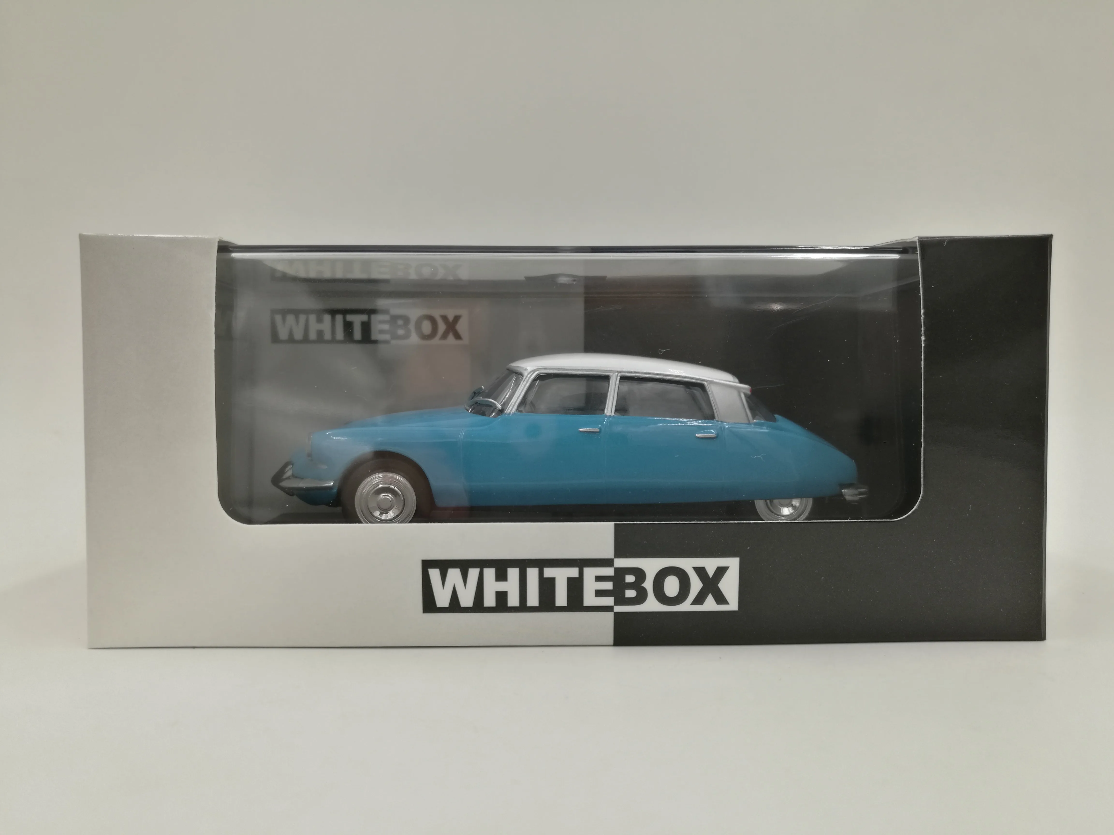 Белая коробка 1:43 1966 Citroen DS 19 бутик сплав автомобиль игрушки для детей модель детской игрушки оригинальная коробка