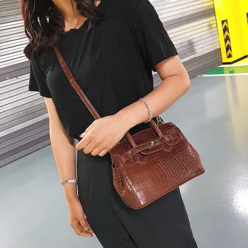 

Platinum Bags Female 2020 New Korean Version of the Hand-Held Messenger Mini Packet Mini Crocodile