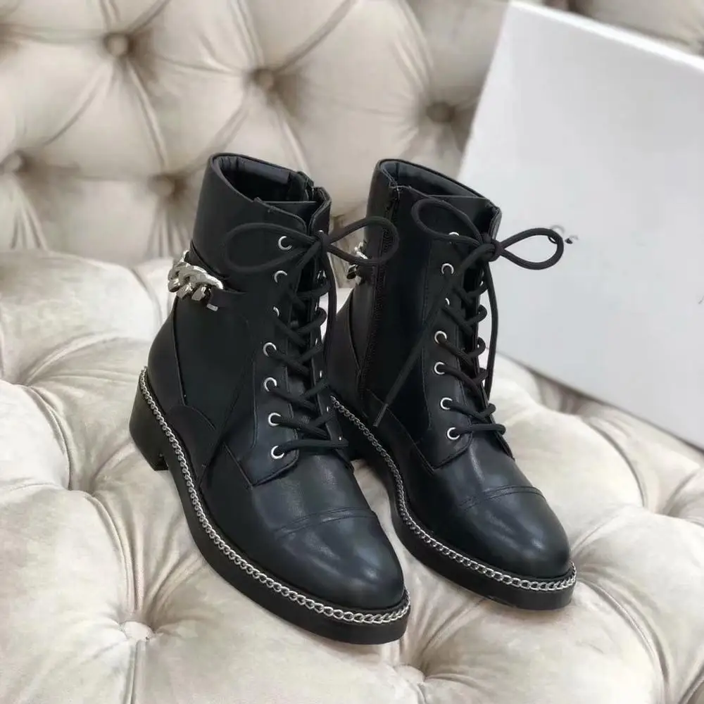 

2019 Autumn Winter new chain boots women's Genuine leather Square heel Female Ankle Boots lacing Motorcycle boots Military boot