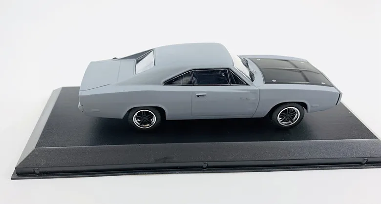 Зеленый светильник 1:43 1970 DODGE зарядное устройство R/T бутик сплава автомобиля игрушки для детей Детские игрушки модель оригинальная коробка