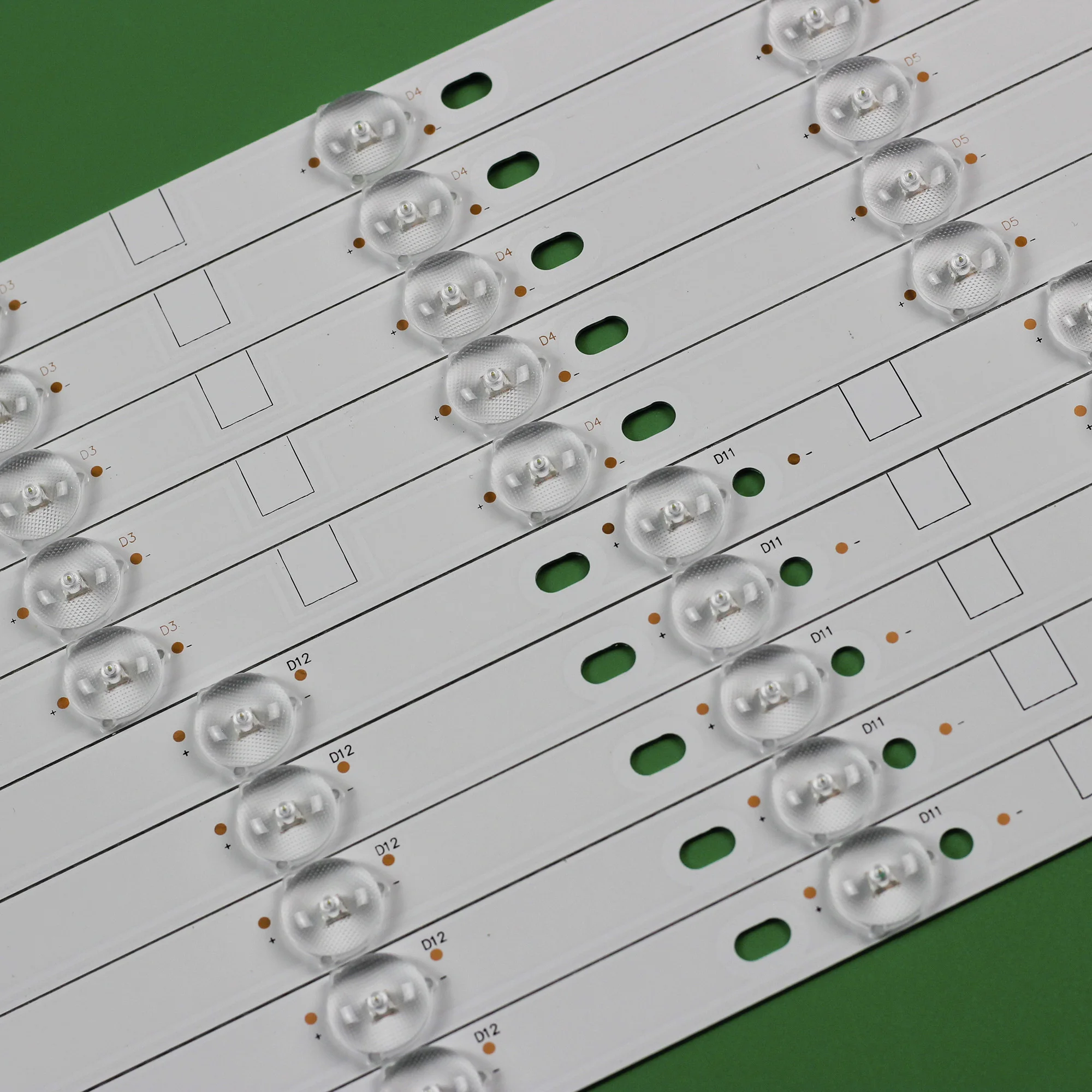 LED Backlight Strip 14 Lamp ZDCX50D14R-ZC14F-02 01 ZDCX50D14L