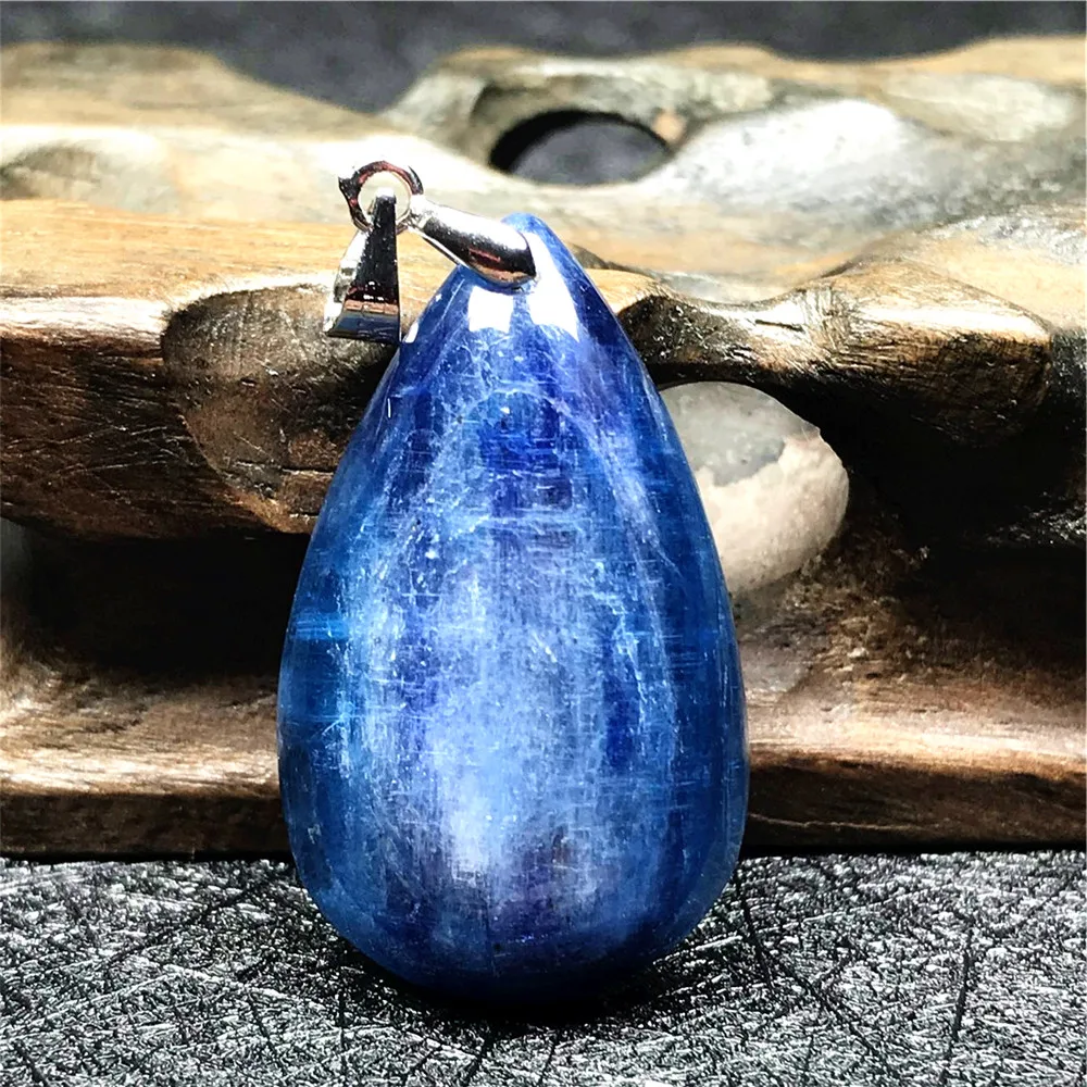Kyanite Pendant (69)