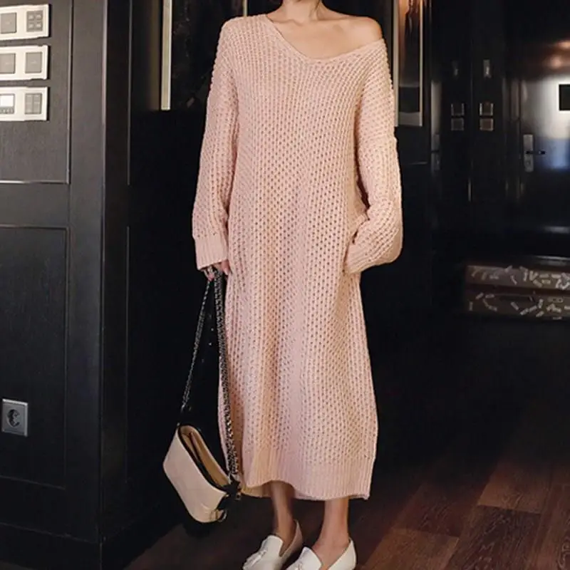 

Women Autumn Winter Batwing Sleeve Long Sweater Dress Solid V Neck Long Sleeve Loose Dress Female Oversize Knitted Dress