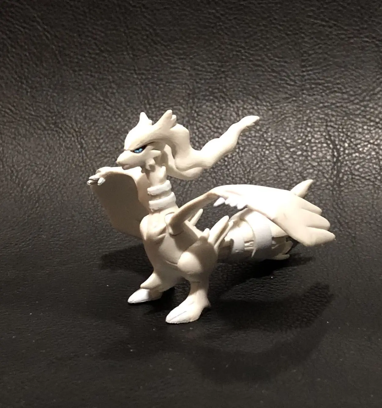 Pokemon Dragon and Electric Type Reshiram Zekrom Joints Movable Action  Figure Model Toys