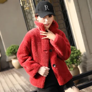 

Women lamb fur thick short coat winter 2020 soft loose single breasted natural sheep shearling fur warm jacket plus size