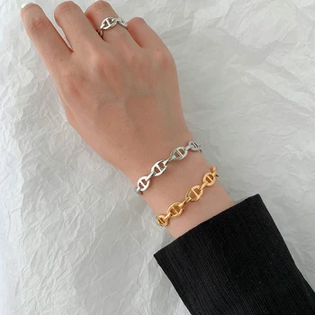 

Trendy Minimalist Hollow Out Unique Design Chain Link Bangles Geometrical Statement Gold Sliver Color Open Bracelet Unisex