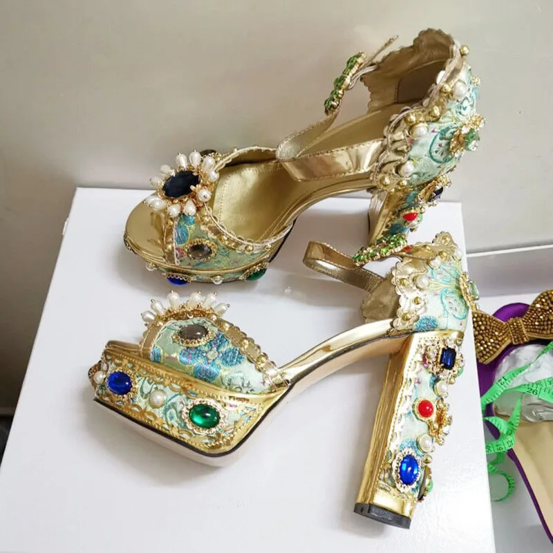 Aqua/синий драгоценный камень; сандалии на платформе; Роскошные вечерние туфли на очень высоком каблуке с металлическим декором; женские свадебные сандалии
