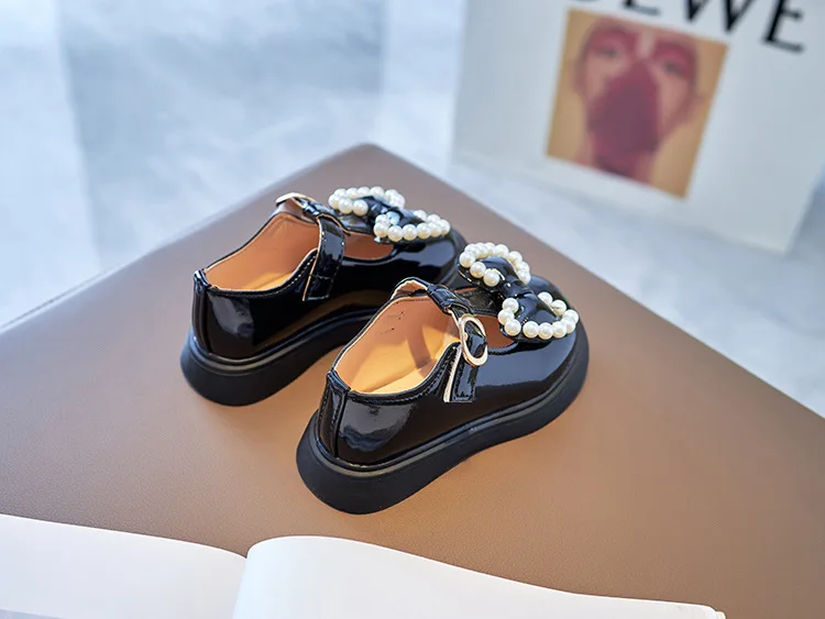 slippers for boy Spring Autumn Girls Leather Shoes with Bow-knot Pearls Beading Princess Sweet Cute Soft Comfortable Children Flats Kids Shoes comfortable sandals child