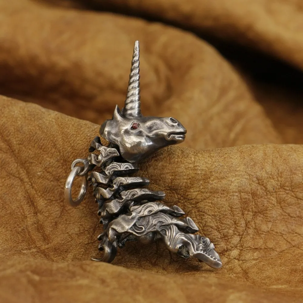 LINSION Cupronickel Charms Red Eyes Neck Moveable Unicorn Pendant Mens Biker Rock Punk Pendant CP288 JP 5