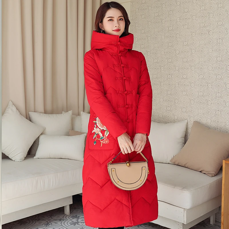 Плюс размер 3XL куртка с вышивкой модное женское зимнее пальто длинное плотное теплое элегантное хлопковое Стеганое пальто Верхняя одежда парки - Цвет: Красный