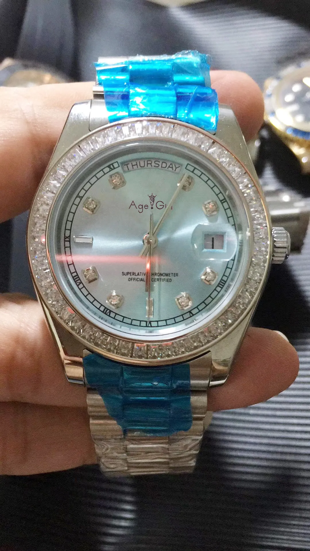 

Luxury Brand New Men Automatic Mechanical Waterproof Silver Diamond Bezel Daydate Sky Blue Stainless Steel Sapphire Watch 36mm