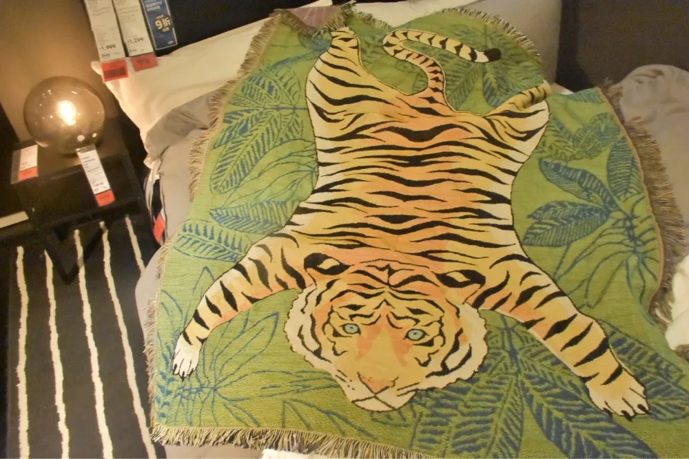 11521928122_1418752274