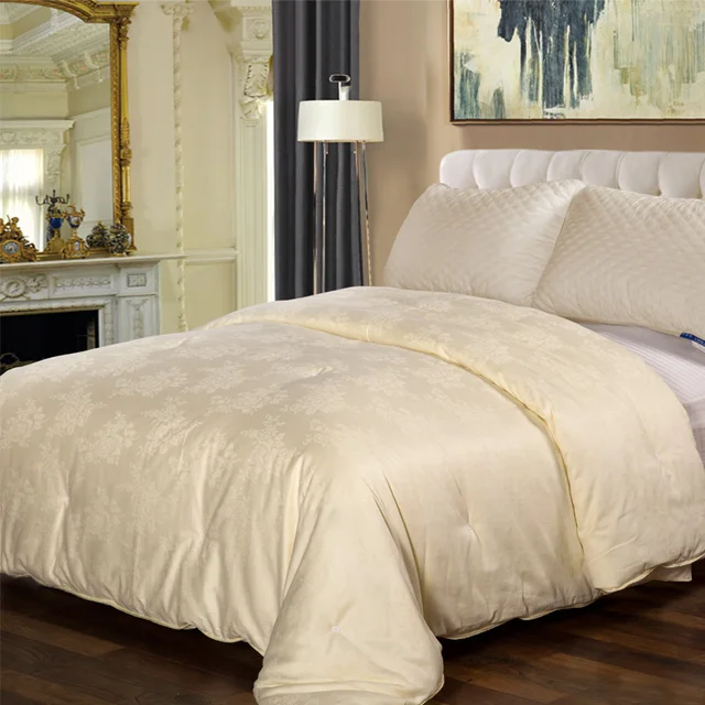 Breathable Reversible Comforter: Experience Ultimate Luxury and Comfort