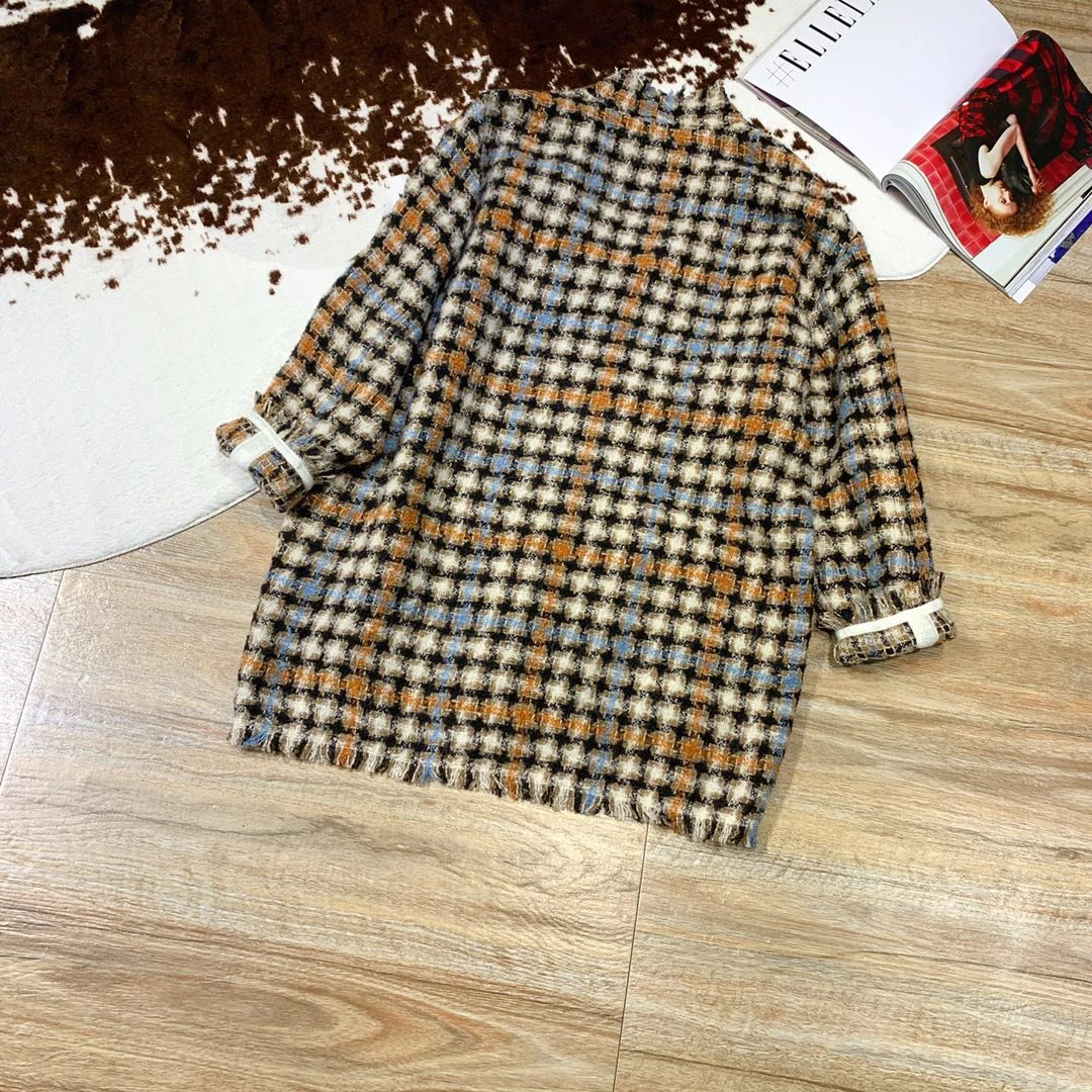 new ladies high quality fashion long sleeve V-neck retro tassel woven tweed large pocket drop shoulder loose coat 1022