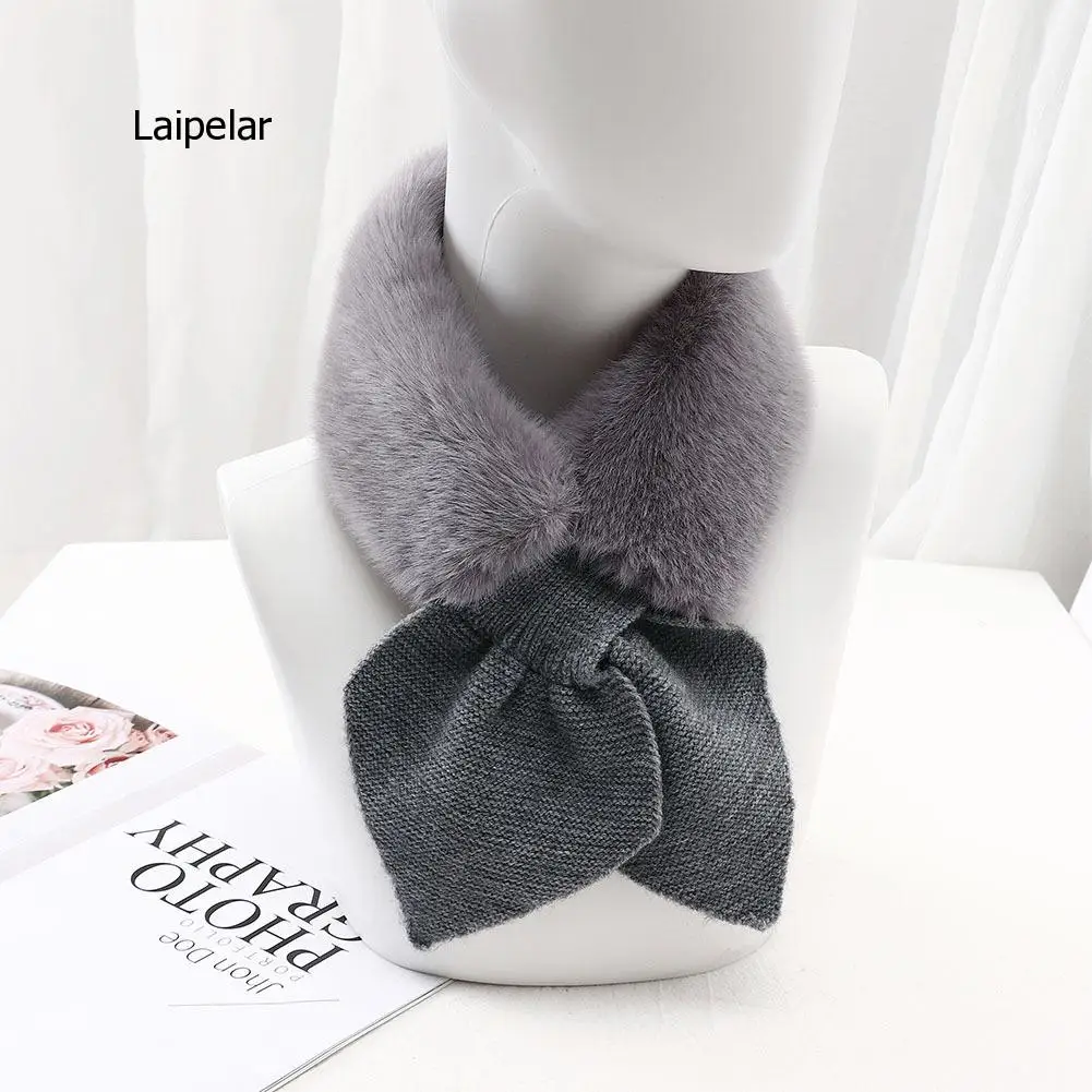 2021 New Designer Pink Love Heart Knitted Scarf Women Winter Fashion Thick Warm Faux Fur Neck Collar Scarves for Ladies Foulards