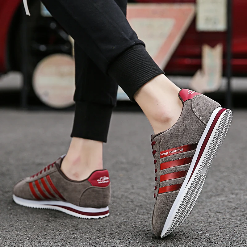 Tennis Shoes for Men Outdoor Sport Shoes Breathable Sneakers Light Casual Anti-skid Walking Canvas Male Flats Gym Footwear