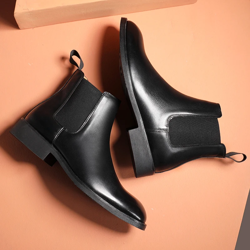 New Fashion Vintage Men Casual Shoes Autumn Winter Plush Warm Work Ankle Boots Genuine Leather Pointed Toe Black Chelsea Boots